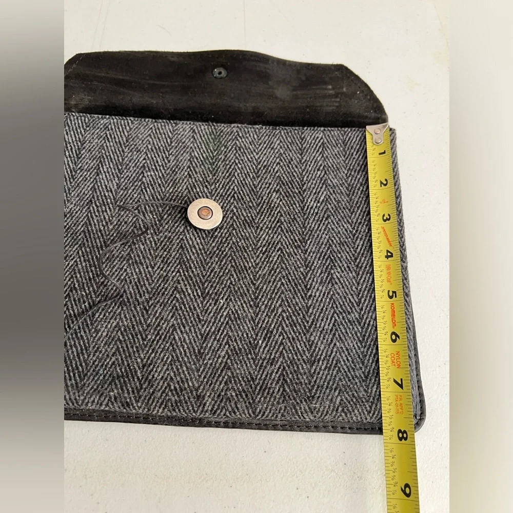 Fossil Tablet Sleeve